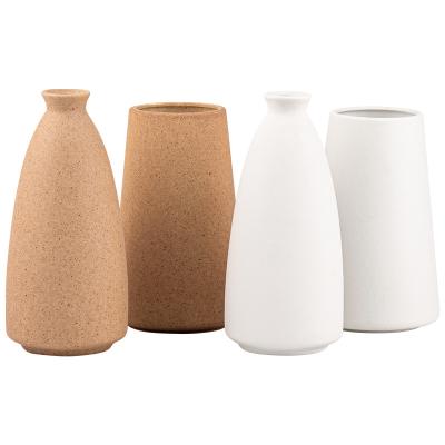 China Minimalist Ceramic Flower Vase Minimalism Style For Shelf Modern Home Decor Table White Ceramic Vases Dried Bud Vase for sale