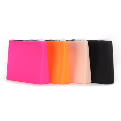 China Wholesale Makeup Bag Women's Stylish Small Bag Durable Cosmetic Bag Fashionable Gift Printing Custom for sale