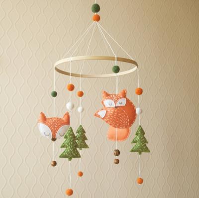 China Soft Toy Christmas Gift Kids Smudge Woodland Nursery Decor Forest Animals Rotator Wooden Frame Felt Toys Baby Mobile for sale