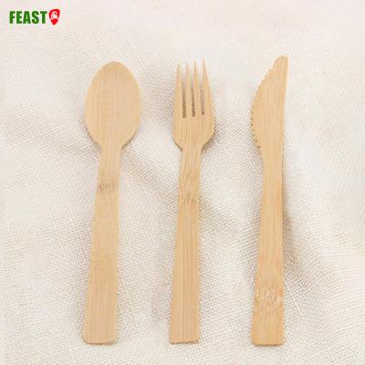 China Kitchenware Set Vendor Supply 3.2g Children's Portable Bamboo Disposable Tableware Set For Kitchen Dinnerware Set for sale