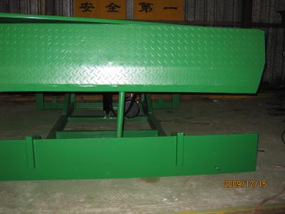 China 8 ton Electric Stationary loading bay dock leveller with 400mm Lip plate for sale