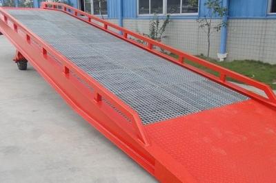 China a velocidade 3-6m/min jarda de 8 toneladas ramps com o aço do Alto-dever que trabalha sob o poder 2.2kw à venda