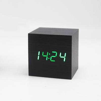 China LUMINOVA Raymons Smart LED Alarm Clock 2.5 Inch Creative Luminous Electronic Table Clock Supports Custom Logo for sale