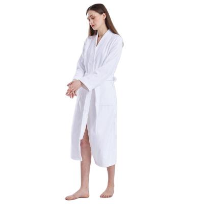 China Close fitting Soft Skin Friendly Long Sleeve Tickend  Velvet Bathrobe Fabric 100% Cotton Men's Sleepwear for sale