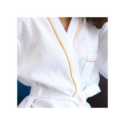 China Luxury Home Textile Water Absorption Simple And Elegant Strong Durable Heat Preservation  Cotton Wholesale Waffle Bath Robe for sale