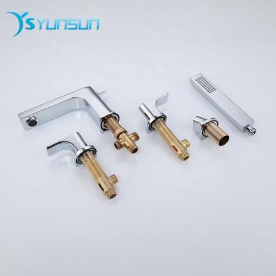 China Thermostatic Faucets Wholesale Bathroom 4-8 Inch Bathtub Faucet Two Handles Toilet Mixer Tap for sale