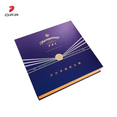 China Disposable High End Tobacco Kraft Paper Cardboard Display Box For Cigarette And Cigars Packaging à venda