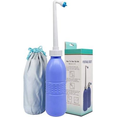 China Evson Modern Premium Quality 650ml Mum Travel Seal Portable Bidet Bottle With Extendable Curved Spout for sale