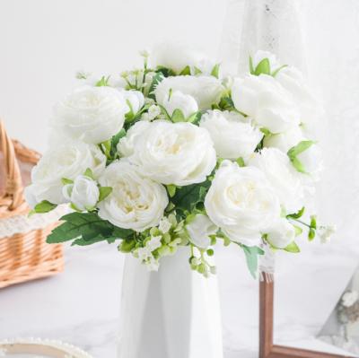 China Fashional Artificial Rose Flowers Bride Bouquet Wedding Decoration Silk Flower Set Artificial Flower Ball Candle Holder for sale