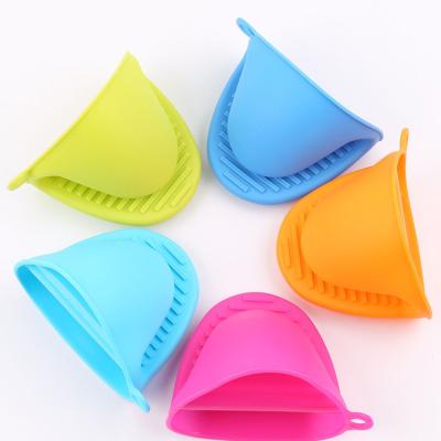 China Morden Silicone Cooking Pinch Grips Oven Mitts Finger Protector Pot Holder for Kitchen, Cooking, Baking, BBQ for sale