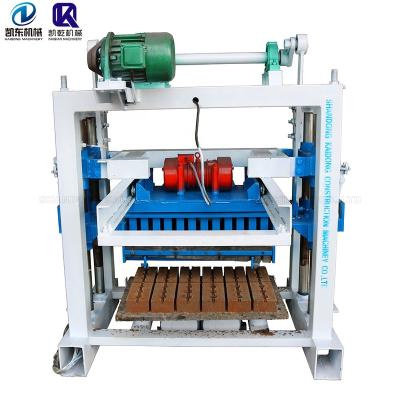 Κίνα Portable QT4-40 Semi automatic concrete hollow solid interlock brick making machine προς πώληση