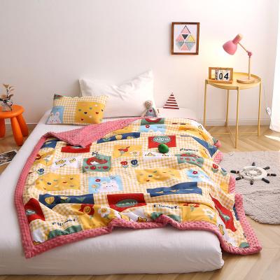 China Amazon Anti-Static Hot Selling Super Thick Flannel Printed Soft Warm Sherpa Fleece Custom Made Comforter Kids Blankets For Winter Dining Room for sale