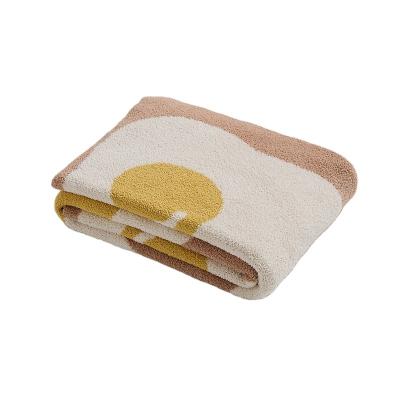 China Plain Design 100% Polyester Cushion Adult Bed Sleep Newly Released OEM & ODM Exclusive Soft Warm Decorative Throw Blanket for sale