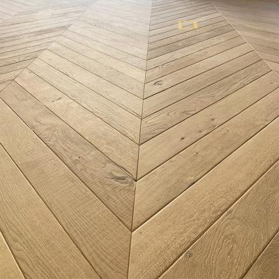 China Modern Oiled Oak Herringbone Engineered Parquet Wood Flooring for sale