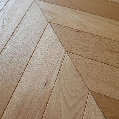 China Hot Sales Smoked Oak And Waxed Oil Chevron Parquet Engineered Wood Flooring for sale