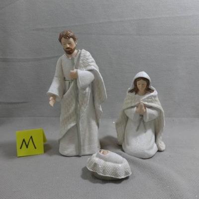 China Europe Christmas decoration white polyresin nativity set resin figurines scene decor for sale