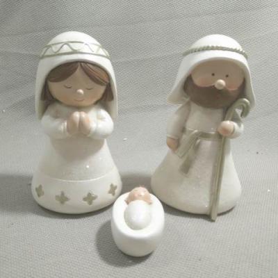 China Europe Custom Design Beautiful Handmade Mini Christmas Decoration Gift Resin Angel Figurine for sale