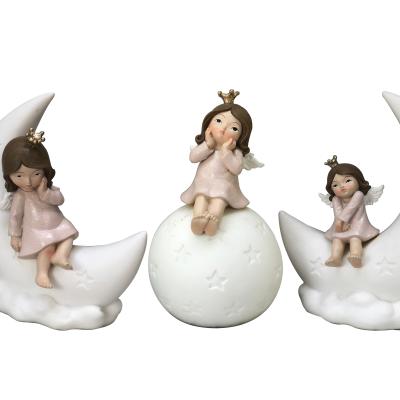 China Europe home decoration the girl and the shining moon resin supply items for sale