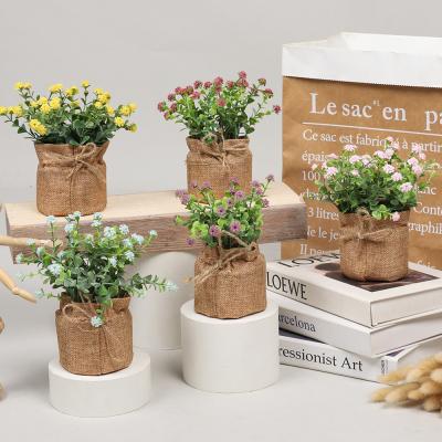 China Art Decor Artificial Sacks Potted Plant Fake Gypsophila Flower Bonsai Gypsophila Flowers in Pot for Home Office Hotel Table Decor for sale