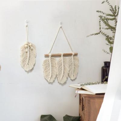 China Handmade Woven Cotton Rope 2 Pcs Hand Woven Rope Leaf Feather Design Macrame Wall Hanging Tapestry Living Room Decor Soft Durable Wall Mounted Tapestry for sale