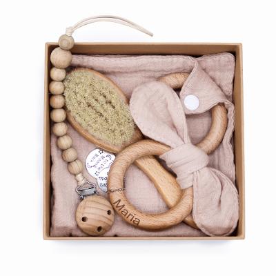 중국 Hot Selling Newborn Teether Gift Non-Toxic Set Teether Toy Milestone Wooden Bunny Rattle Baby Wrap Bib Bathing Playbrush 판매용