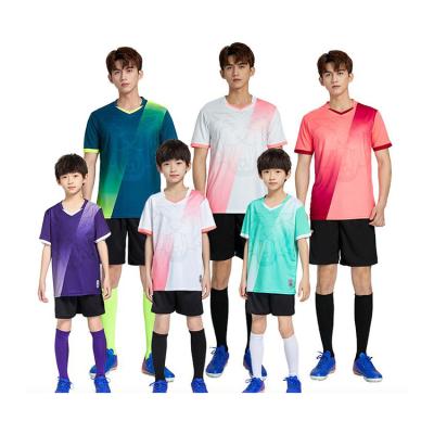 China Custom Logo Mens Summer Soccer Team Wear Sports Suit Soccer Uniform Jersey Sets for sale