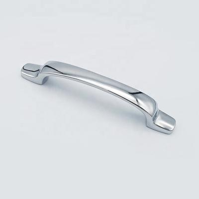 China New Design Good Quality Classic Zinc Hot Selling Kitchen Handles Cabinet Furniture Handle for sale