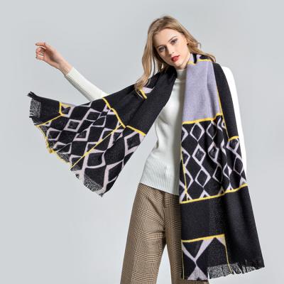 China Fashion to keep warm exquisite structure fabricate long fashion keep warm ladies winter wholesale scarves for stylish women for sale