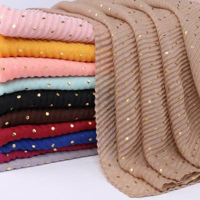 China Fashion To Keep Hot Fashion Women Scarf Autumn Winter Wrinkle Gilding Cotton Monochrome Glitter Scarf for sale