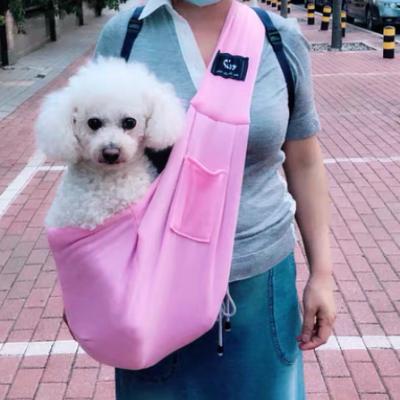 China Fashion Pet Stored Shoulder Bag Carrier Breathable Indoor And Outdoor Windproof Bag for sale