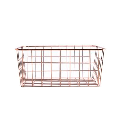 China Wholesale Viable Fashionable Portable Wire Mesh Storage Basket Picnic Fruit Food Metal Basket for sale