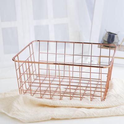 China Sustainable Multifunctional Home Drip Tray Metal Mesh Wire Storage Basket for sale