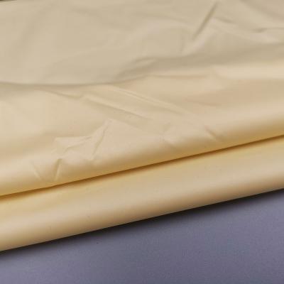 China 25D Downproof Woven Microfiber Shrink-Resistant Polyester Down Coat Fabric Working Material for sale