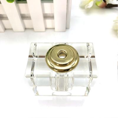 China Price type Crystal Attractive new glass bottles perfume glass bottle jars essence oud bottle for sale