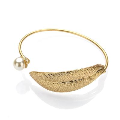 China Trendy Gold Foil Bangle Bracelet, Pearl Bangle Bracelet for sale