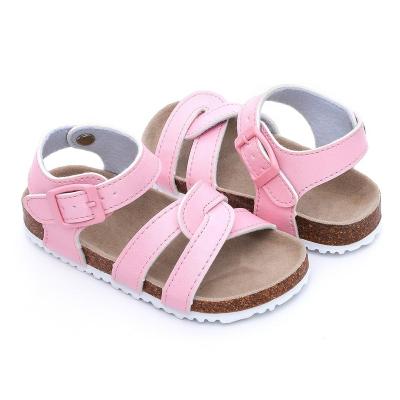 China Lovely Children Girls Flat Cross Straps Sandals Pink Color for sale