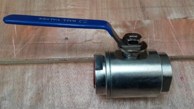 China A105 Forged Steel 2PCS Body NPT Ends Floating Ball Valve HDG 800LBS for sale