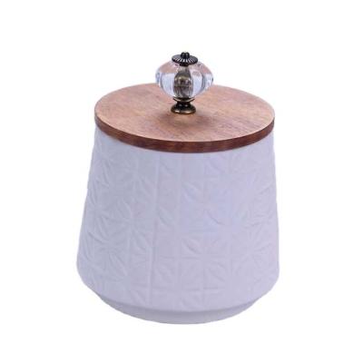 China Customs Sealing Tight Cookie Jar Ceramic Storage Containers With Wooden Lid for sale