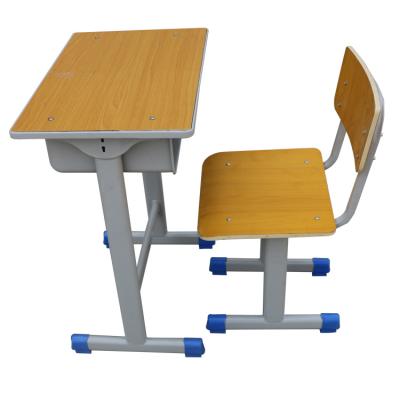 China Modern Single Seat School Student Desk And Chair For High School for sale