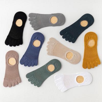 China Cotton Five Toe Separated Socks QUICK DRY Stocking Socks Candy Color Toe Cut Out Shallow Mouth Socks for sale