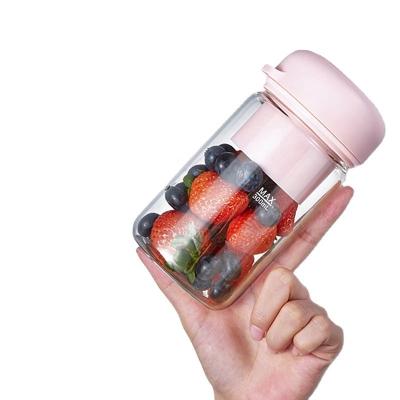 China Hand Held Smoothie Mini Blender Rechargeable 400mL Portable Electric Car Fruit Juicer for sale