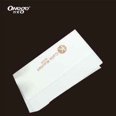 China Competitive Price White 1 Ply 300*300 Cocktail Napkin Paper Tissue Napkins Supplier for sale