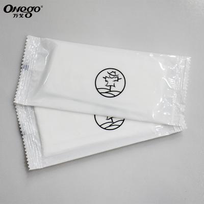 China OEM Universal Cleansing Custom Hand And Face Cleaning Cloths Supplier for sale