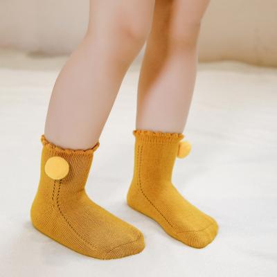 China Newest Design Lovely Breathable Baby 0-5 Years Toddler Kid Infant Boy Girl Cute Cotton Pompom Anklet Shorts Ruffle Booties Cute Baby 0-5 Years for sale