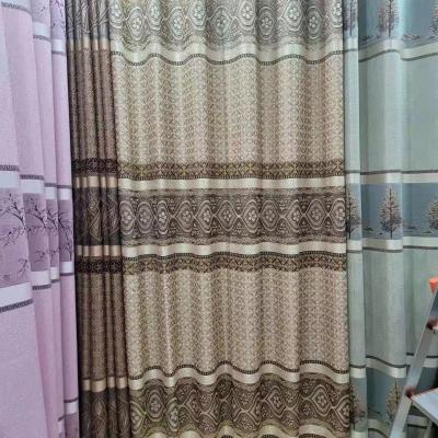 China Big Blackout Quality Woven Upholstery Jacquard Fabric For Curtains à venda