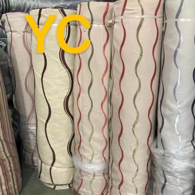 China Breathable High Quality Stripe Polyester Fabric Blackout Good Price Canvas Blackout For Home Textile à venda