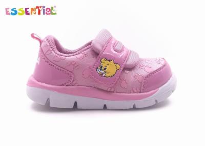 China Custom Label Youth Sports Shoes Soft Phylon With Colorful Stripe Painting Outsole for sale