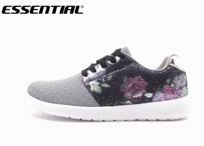 China Tela para mujer del punto de la mirada del zapato con cordones de las zapatillas deportivas neutrales sólidas X y parte superior sintética en venta