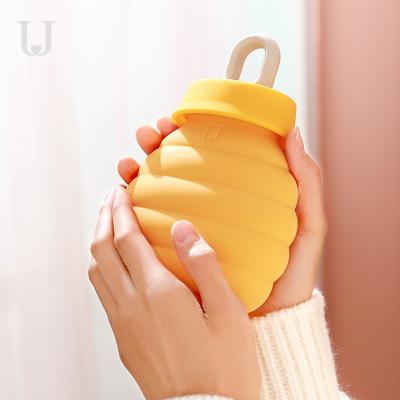 China 2021 factory price custom cute eco-friendly winter silicone hand warmer portable hot water bags with cover for sale