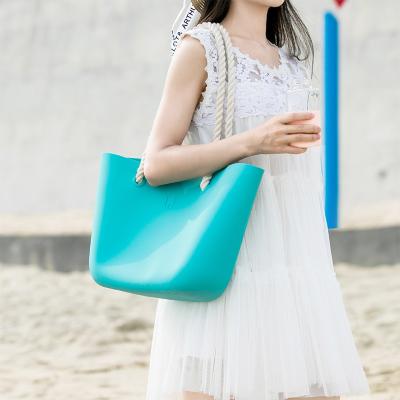 China Free Sample Eco-Friendly Logo Custom Fashion Tote For Women With Large Capacity Handbags Summer Silicone Beach Bag Handbags for sale